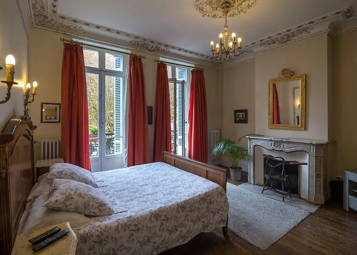 St Simon Pensión 3*