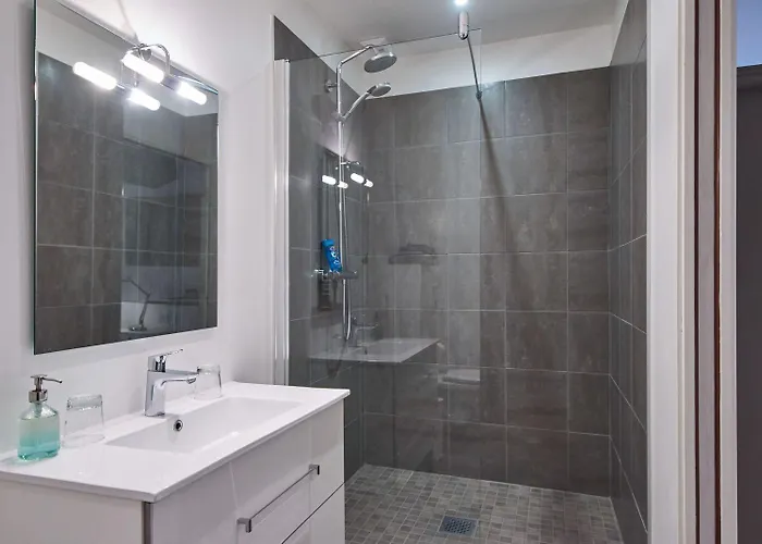 St Simon Pensión 3*