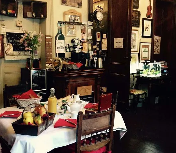 St Simon Pensión 3*