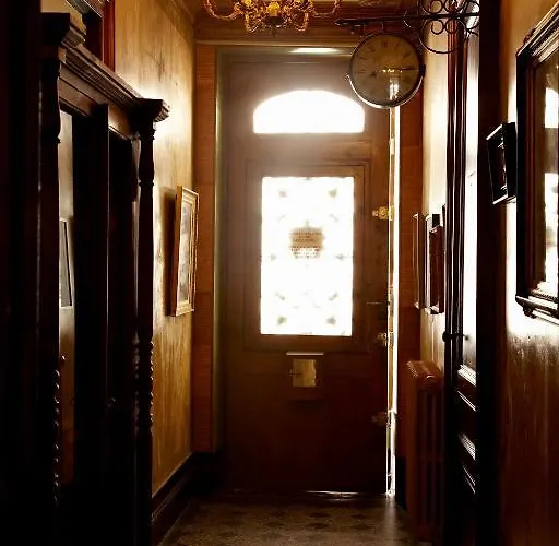 St Simon Pensión Blaye